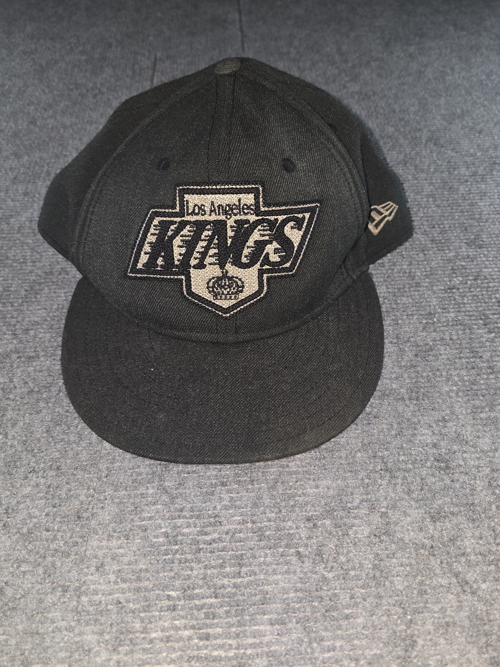 LA Kings New Era 9FIFTY Vintage Hockey Retro Logo Snapback Hat Black NHL